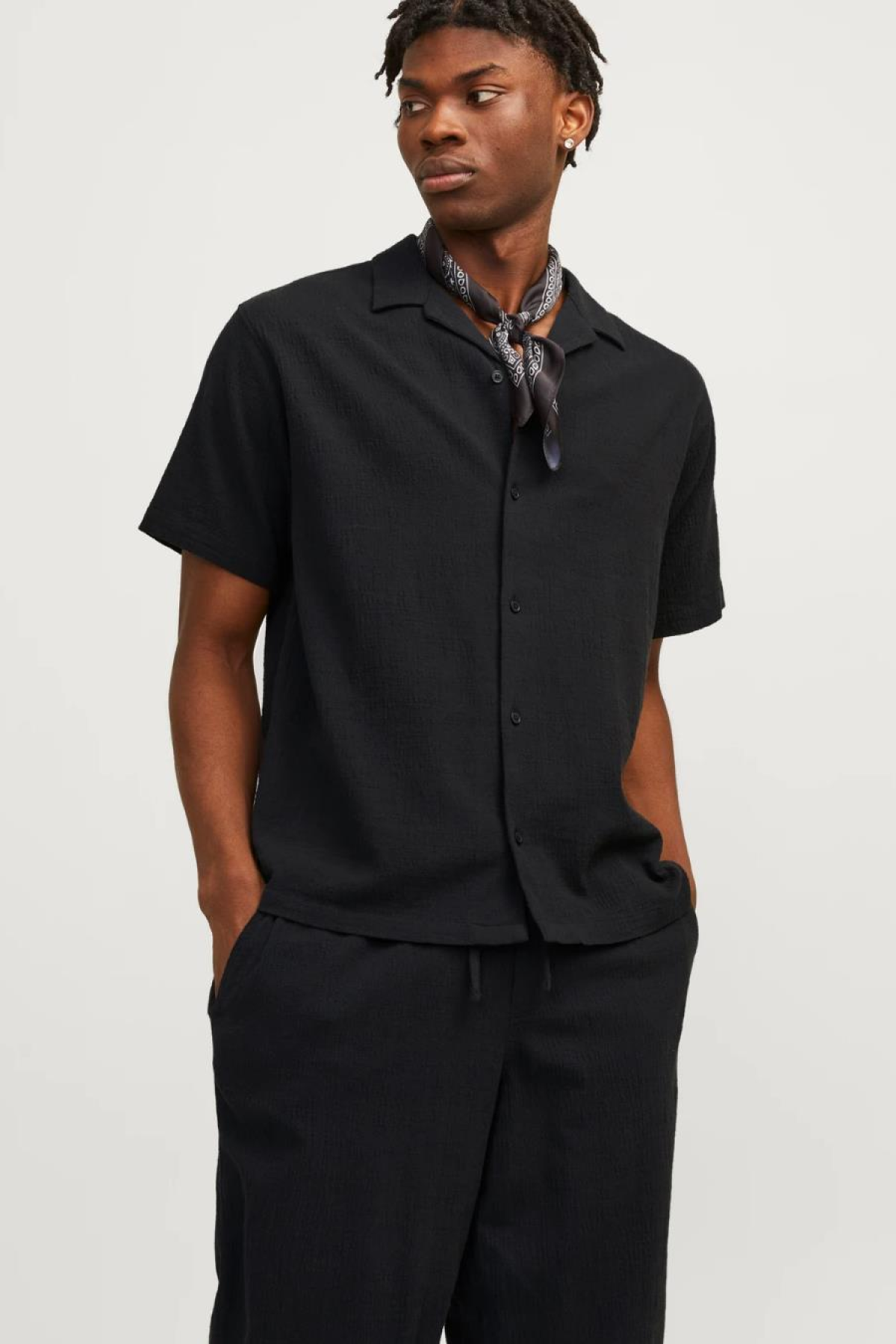 JACK&JONES 12286189 JORDIA STRUCTURE RESORT KISA KOL ERKEK GOMLEK JACK&JONES 12286189 JORDIA STRUCTURE RESORT KISA KOL ERKEK GOMLEK