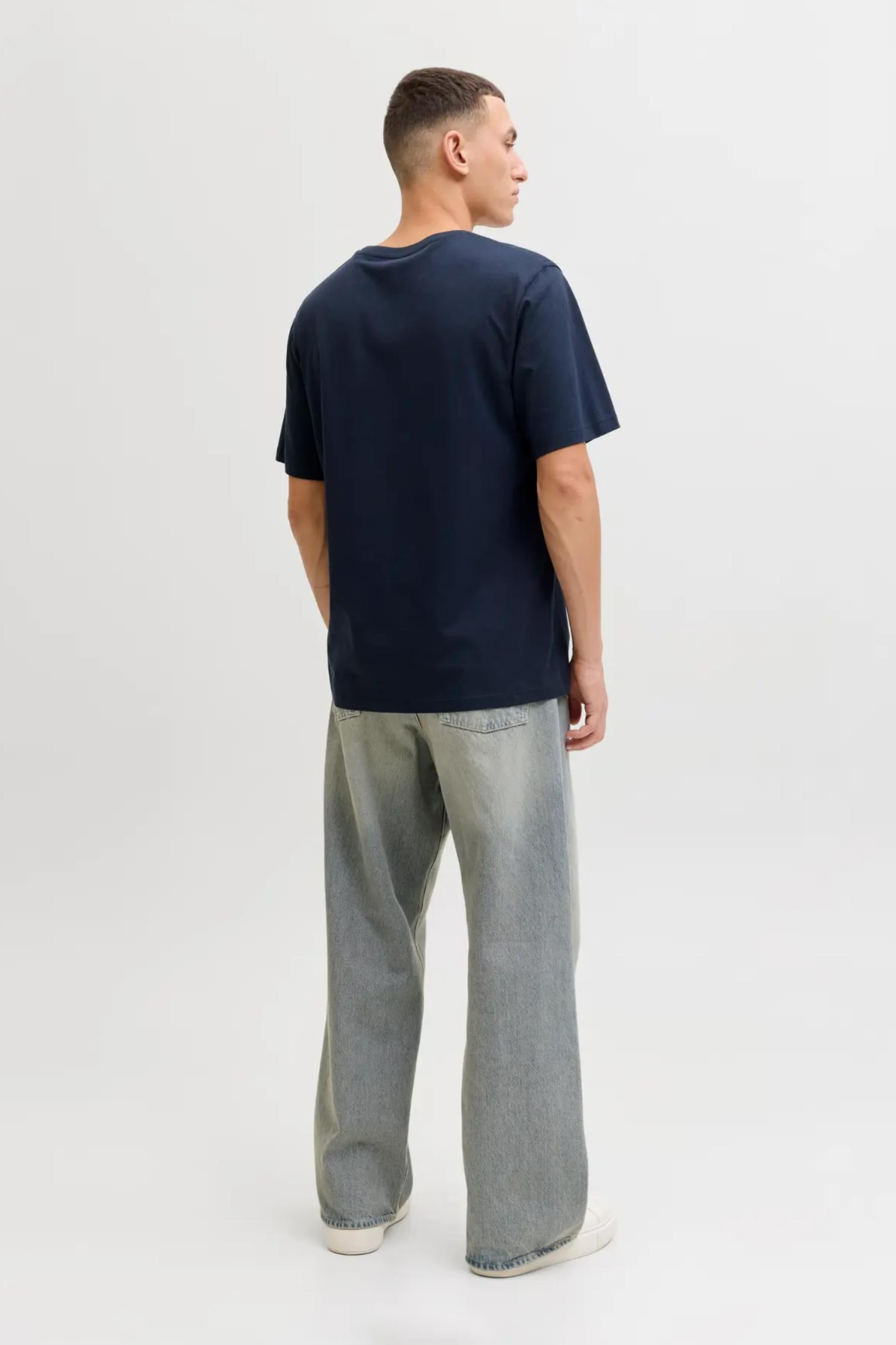 JACK&JONES 12288536 JJEJEFF LOGO TEE 0 YAKA KISA KOL TSH