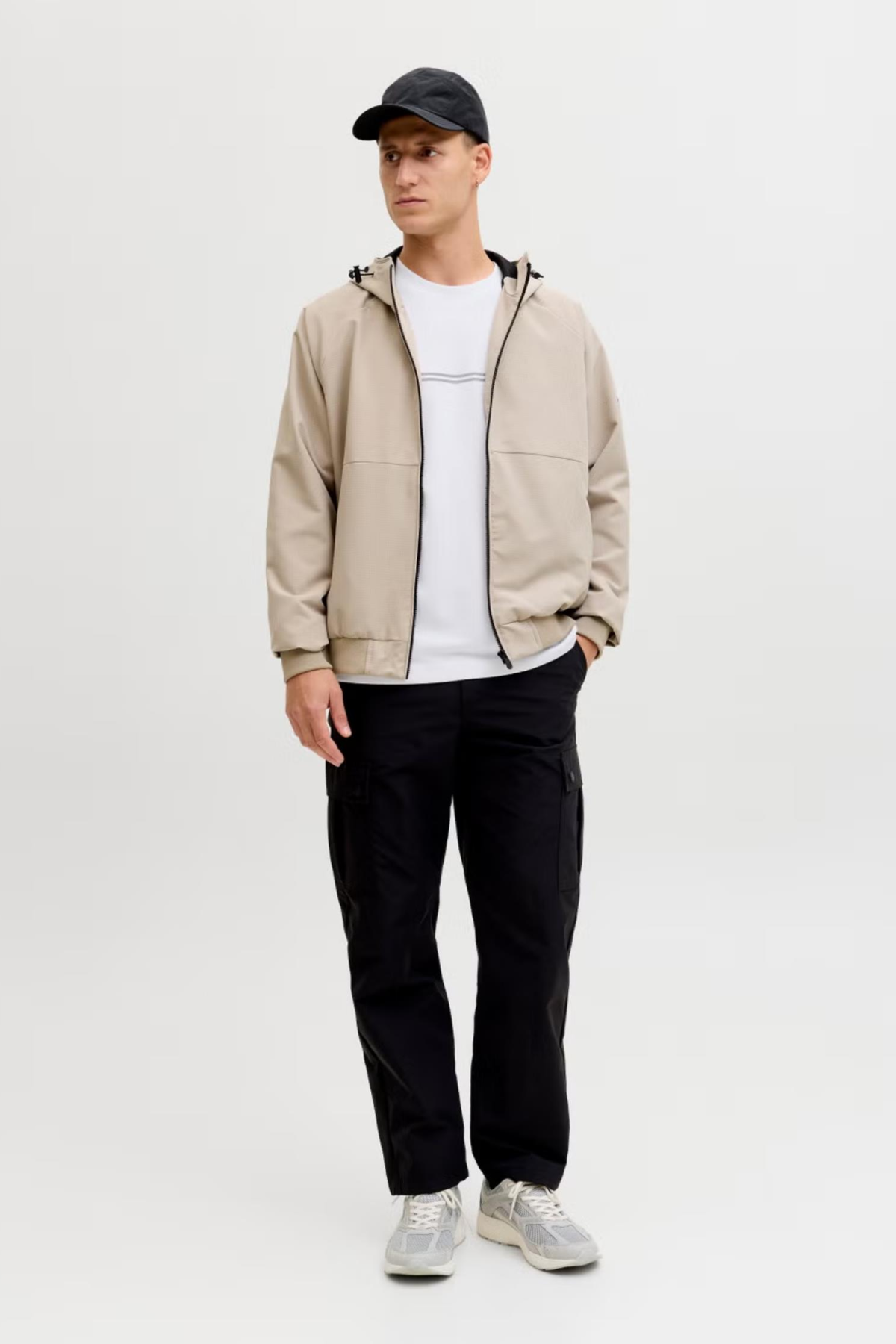 JACK&JONES 12289936 JCOFUSION CHEST 0 YAKA KISA KOL TSH