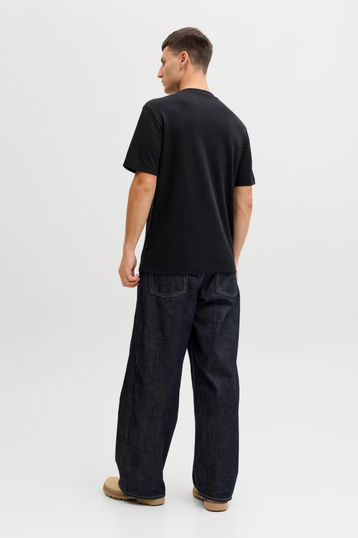 JACK&JONES 12289936 JCOFUSION CHEST 0 YAKA KISA KOL TSH