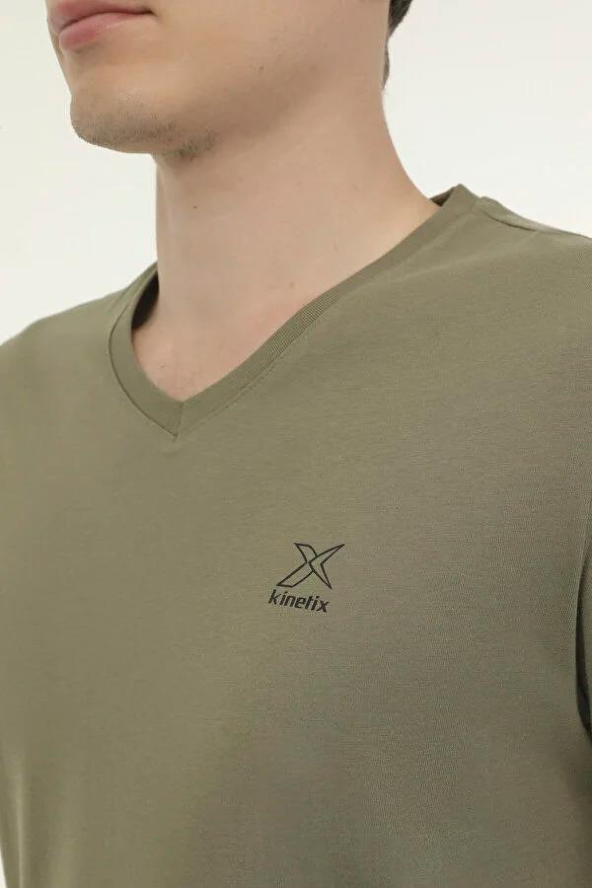 KINETIX M-SN221 V YAKA KISA KOL TSH KINETIX M-SN221 V YAKA KISA KOL TSH