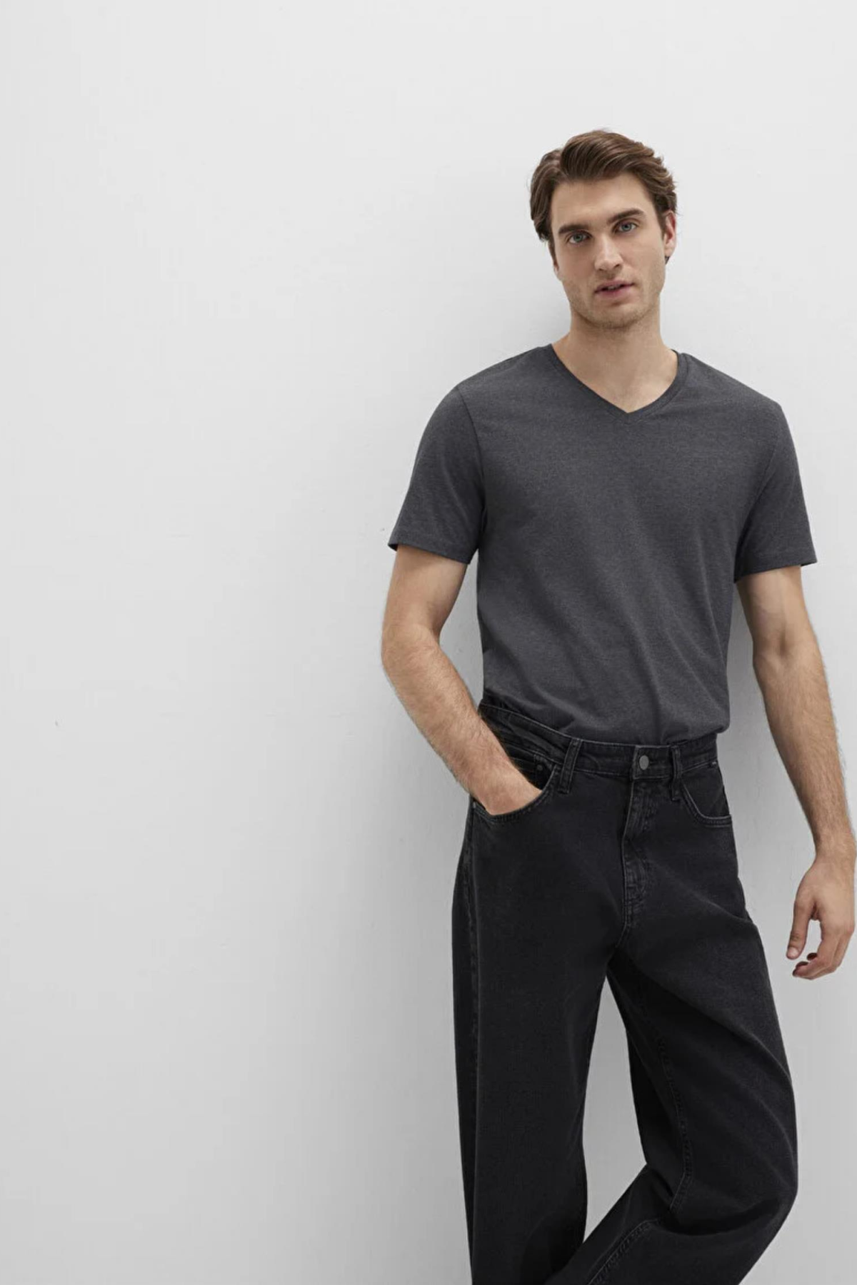 MAVI M061748-25752 STRECH V YAKA  KISA KOL ERKEK T-SHIRT