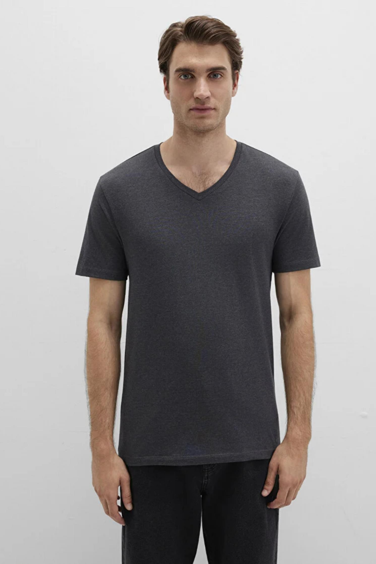 MAVI M061748-25752 STRECH V YAKA  KISA KOL ERKEK T-SHIRT