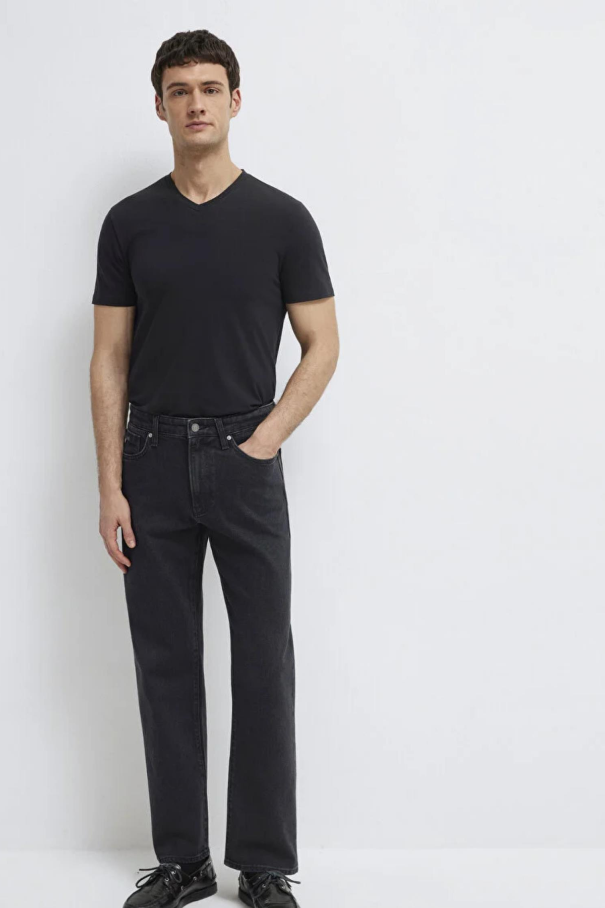 MAVI M061748-25752 STRECH V YAKA  KISA KOL ERKEK T-SHIRT
