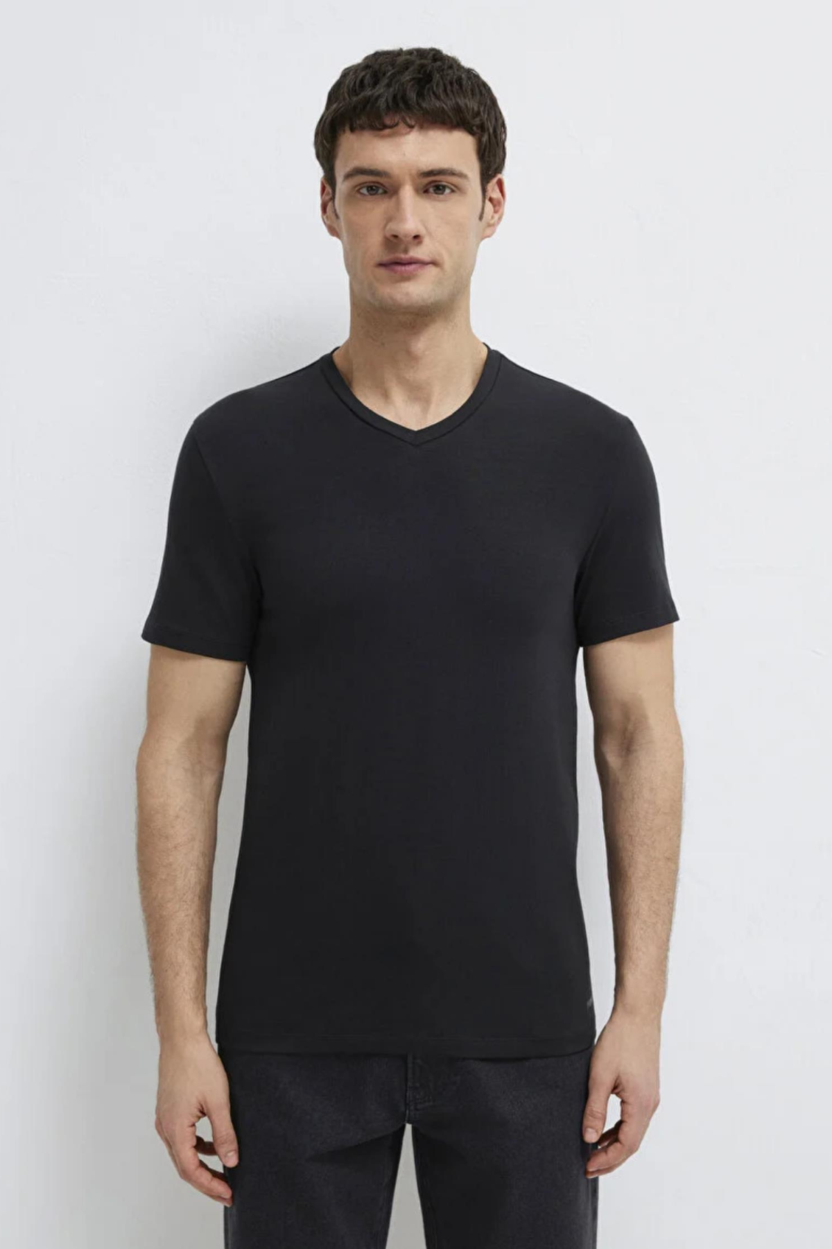 MAVI M061748-25752 STRECH V YAKA  KISA KOL ERKEK T-SHIRT