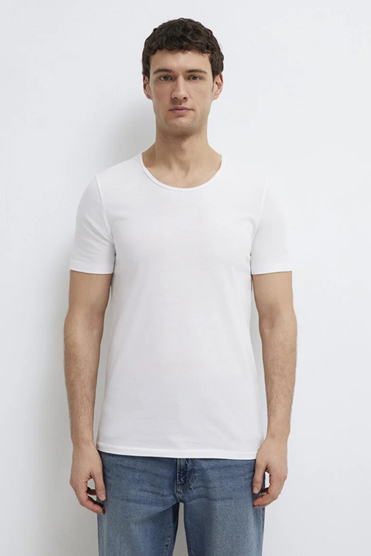 MAVI M064019 ACIK YAKA  KISA KOL ERKEK  TSHIRT