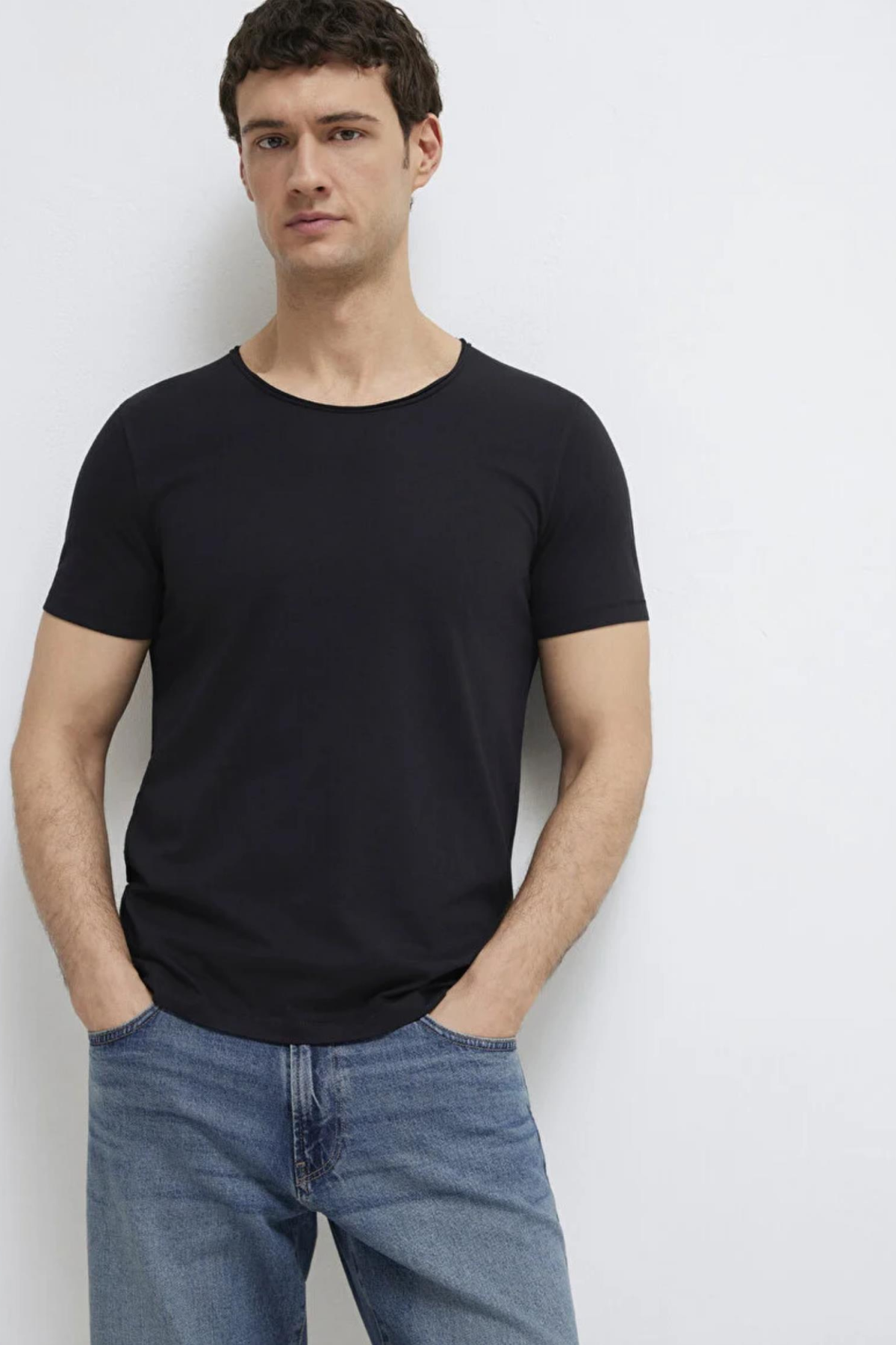 MAVI M064019 ACIK YAKA  KISA KOL ERKEK  TSHIRT