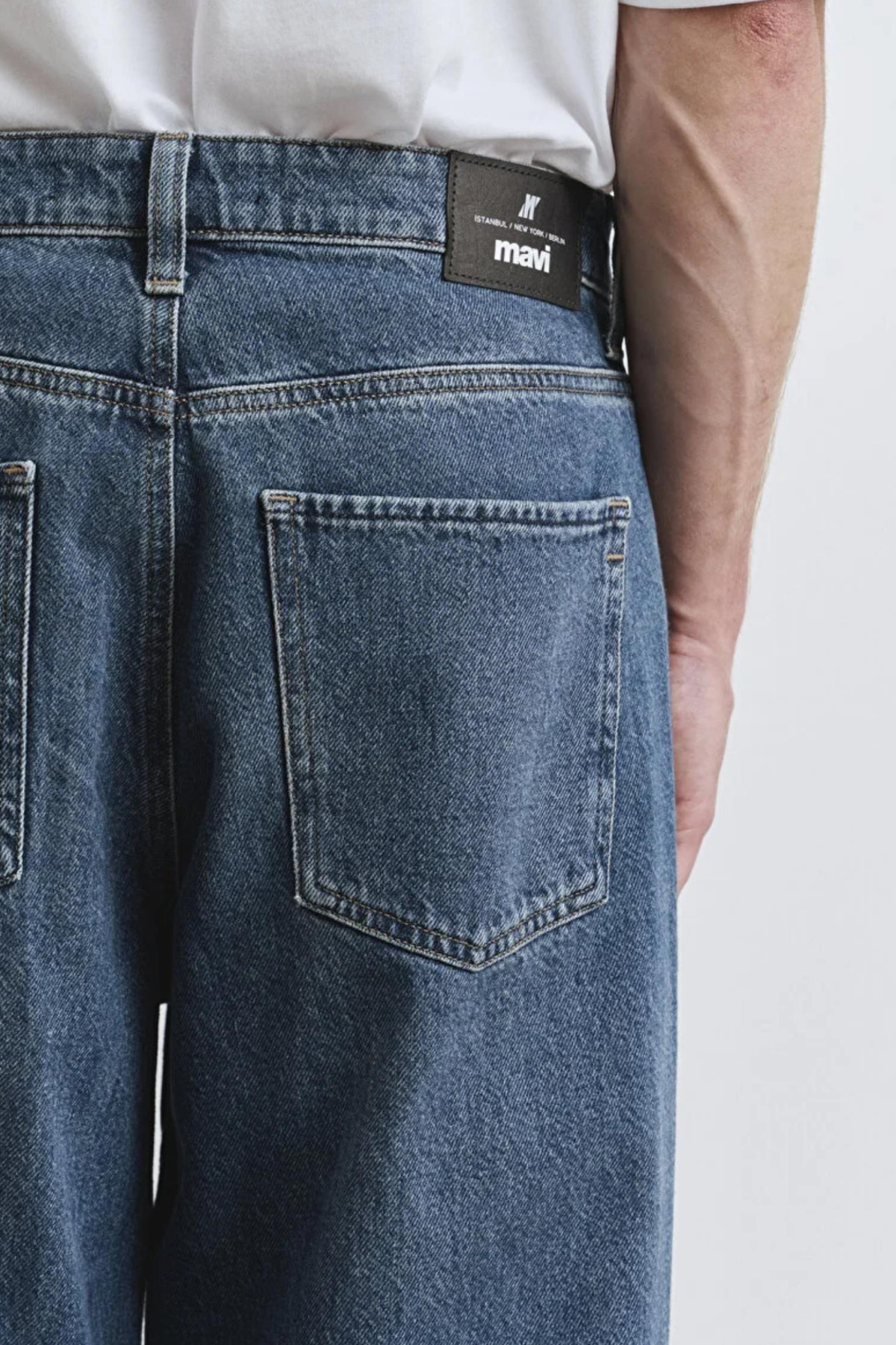 MAVI MITTE M0010101 90'S LOOSE DUSTY INDIGO STREET ERKEK PANTOLON