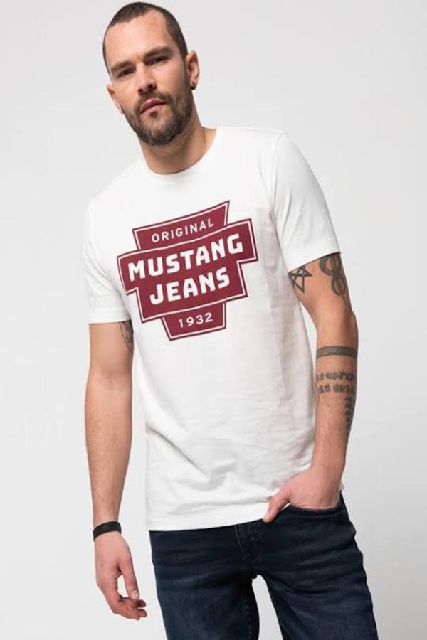 MUSTANG 00311 YUVARLAK YAKA ORIGINAL MUSTANG JEANS YAZILI