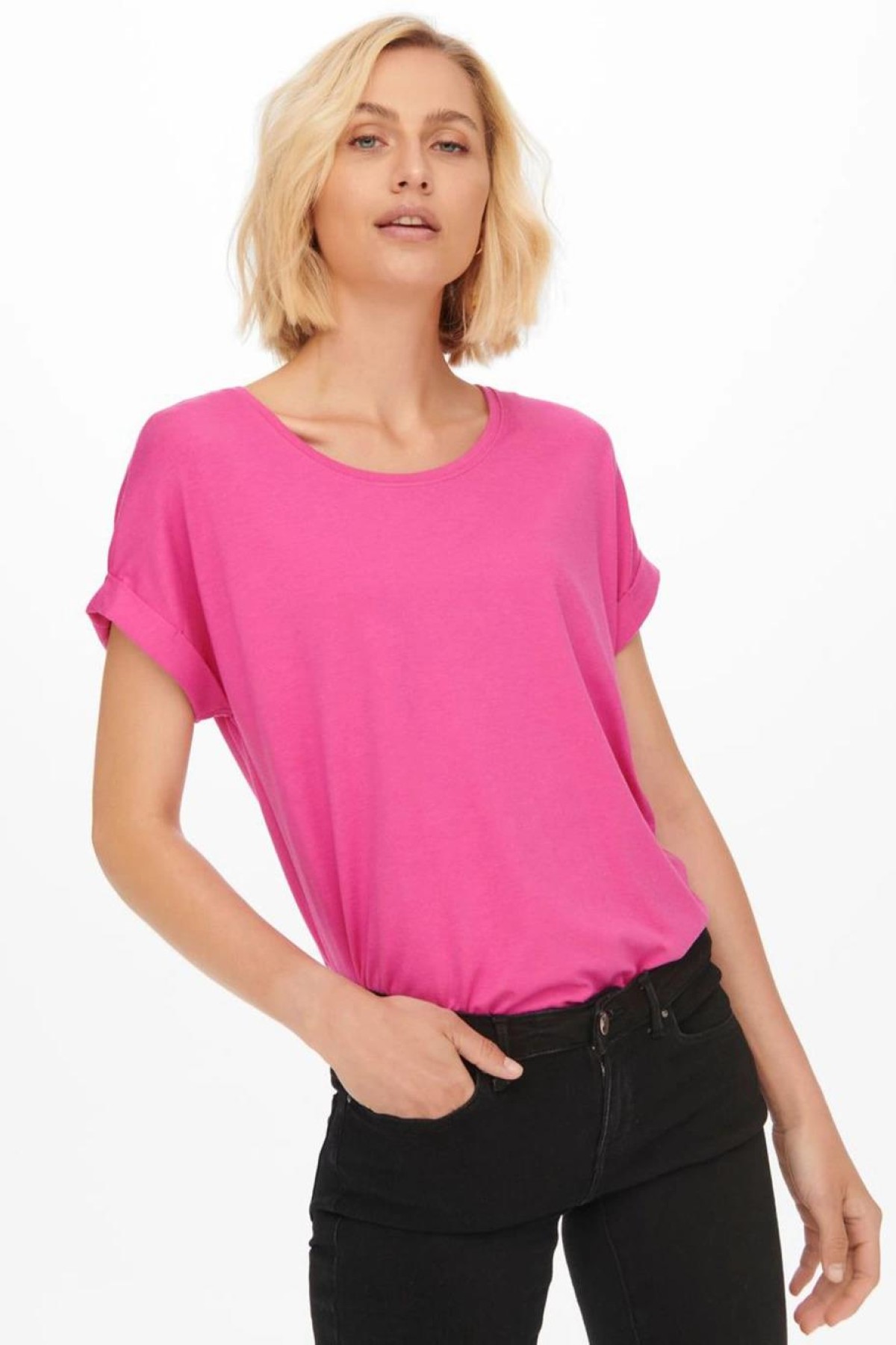 ONLY 15106662 ACIK YAKA KOL KATLAMALI KISA KOL TSHIRT ONLY 15106662 ACIK YAKA KOL KATLAMALI KISA KOL TSHIRT