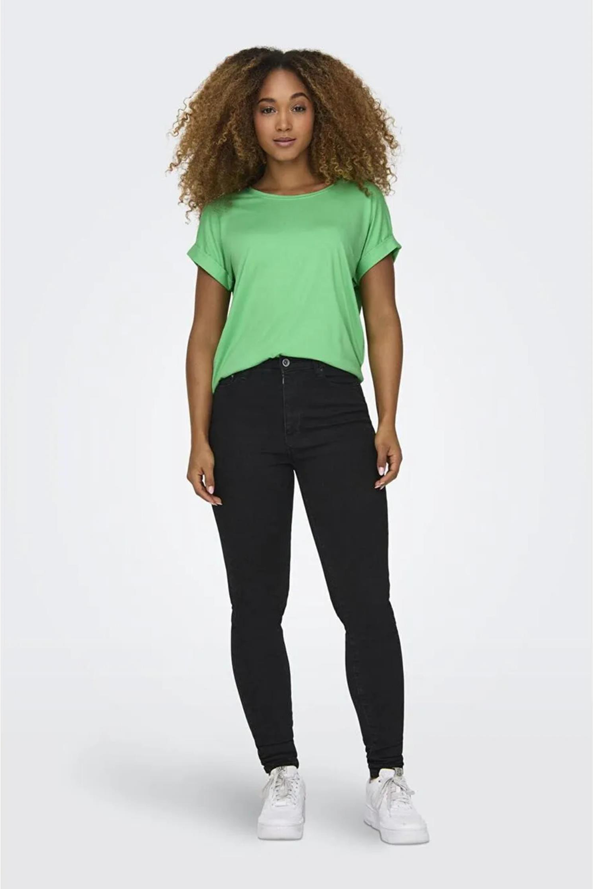 ONLY 15106662 ACIK YAKA KOL KATLAMALI KISA KOL TSHIRT