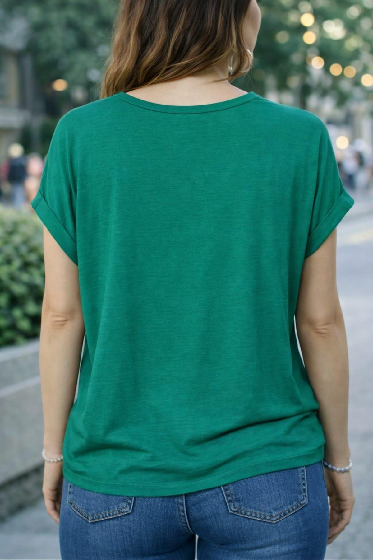 ONLY 15106662 ACIK YAKA KOL KATLAMALI KISA KOL TSHIRT