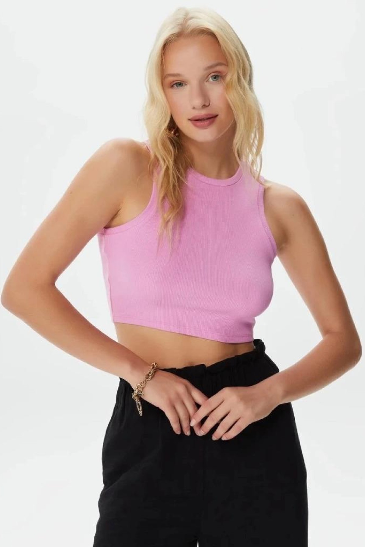 ONLY 15282771 FITILLI KUMAS 0 YAKA KOLSUZ CROP BODY ONLY 15282771 FITILLI KUMAS 0 YAKA KOLSUZ CROP BODY