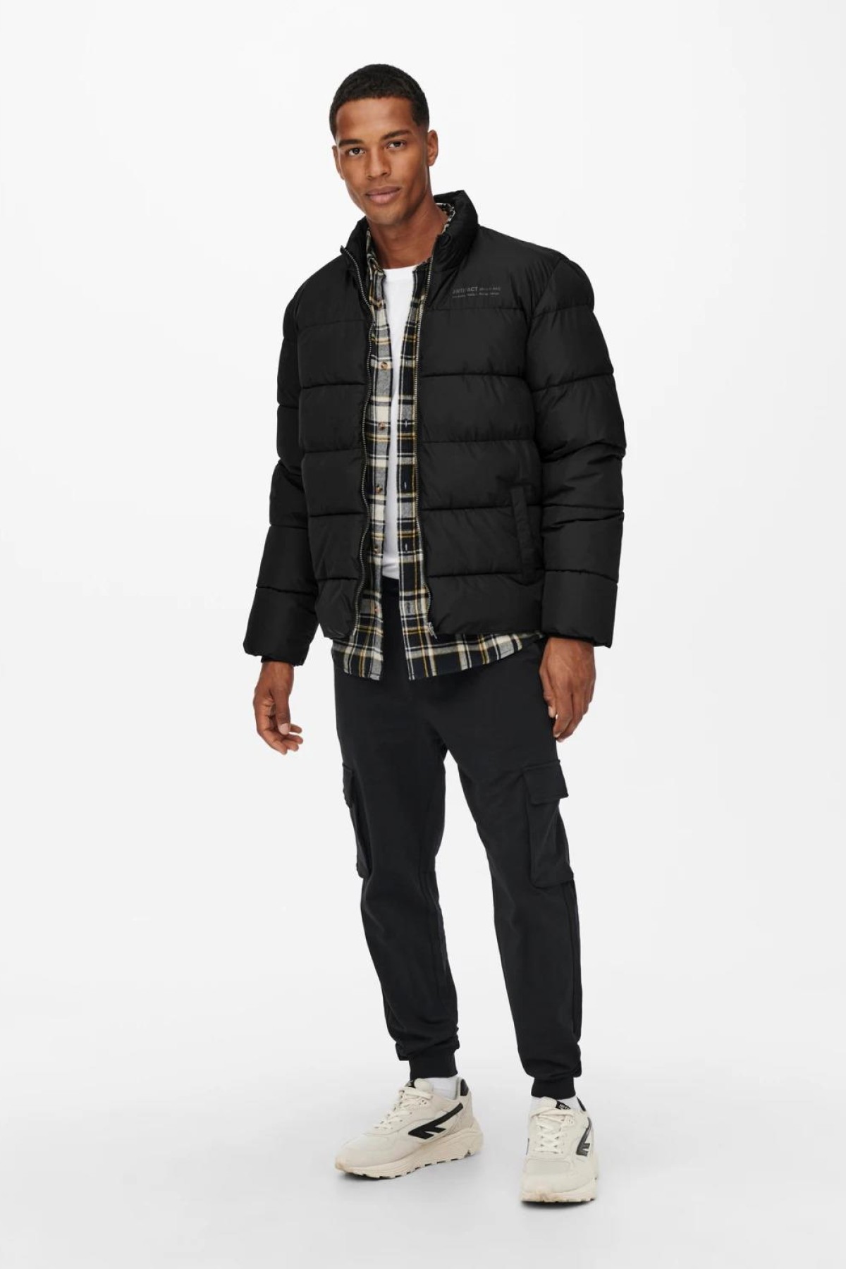 ONLY&SONS 22019345 ICI DOLGULU DIK YAKA MONT ONLY&SONS 22019345 ICI DOLGULU DIK YAKA MONT