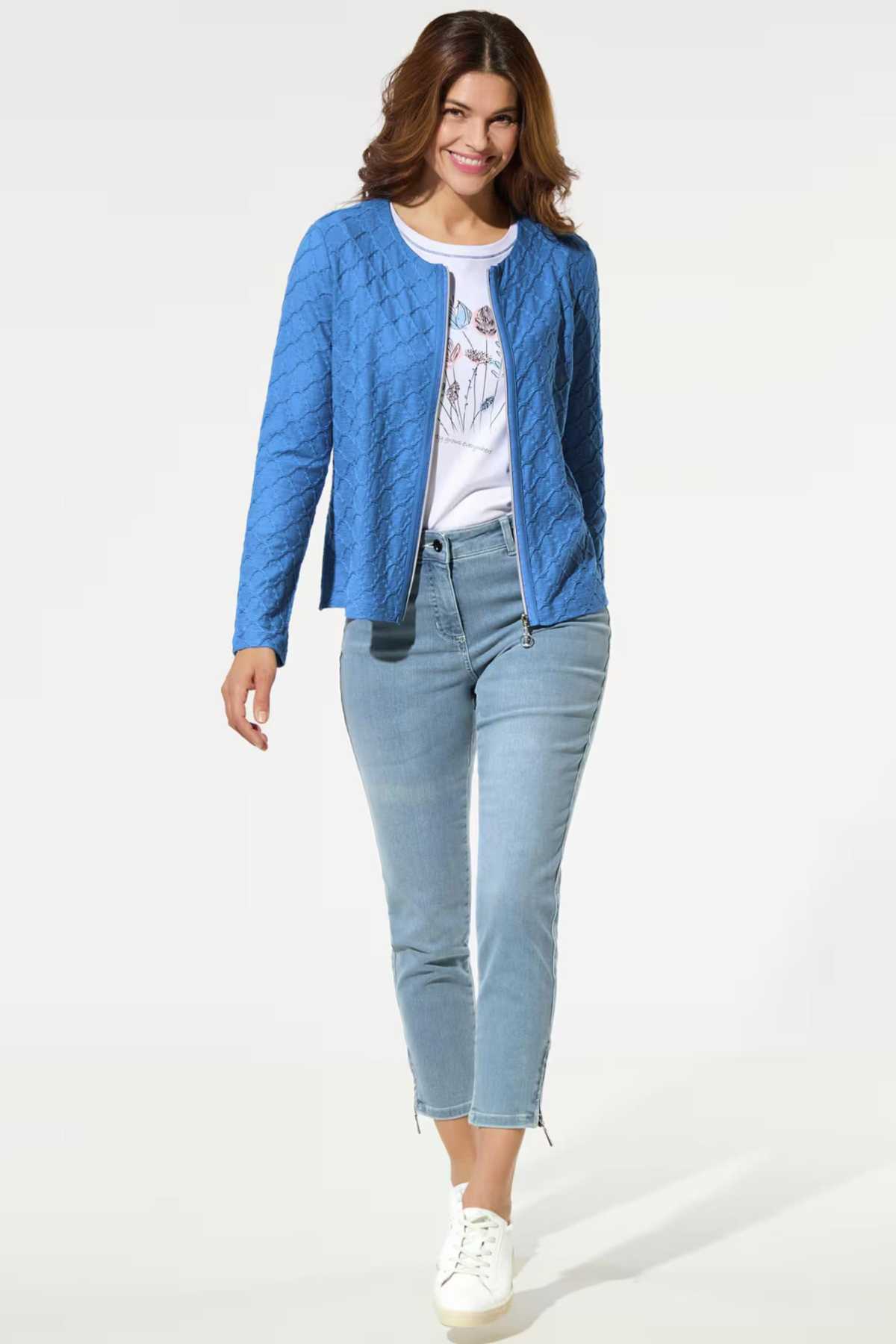 WALBUSCH KABARTMALI BAKLAVA DESENLI ACIK 0 YAKA ON FERMUARLI CEKET